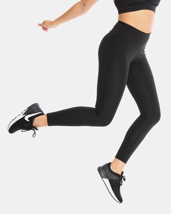 Fabfeat High-Waist Leggings – Sleek Black Performance