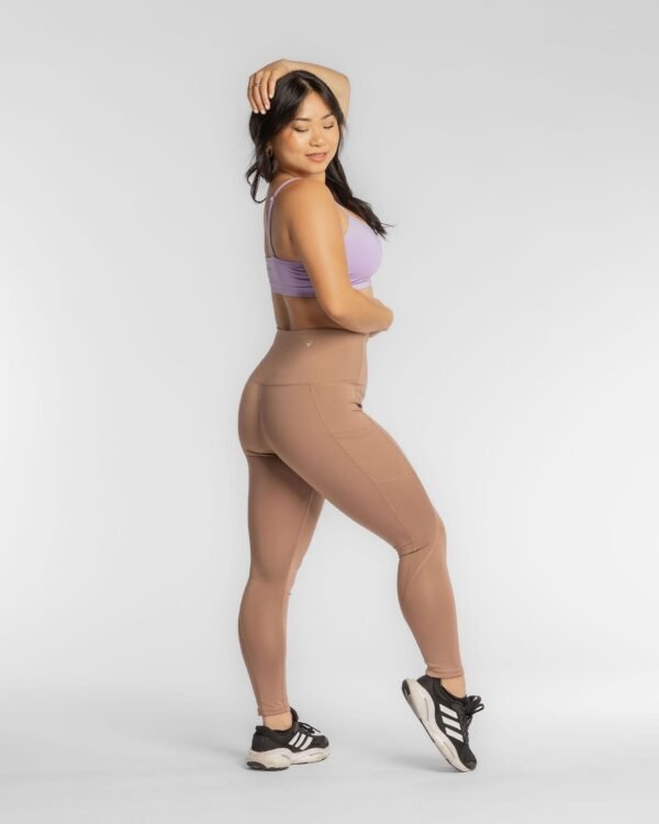 Fabfeat High-Waist Leggings with Pockets – Sleek & Functional