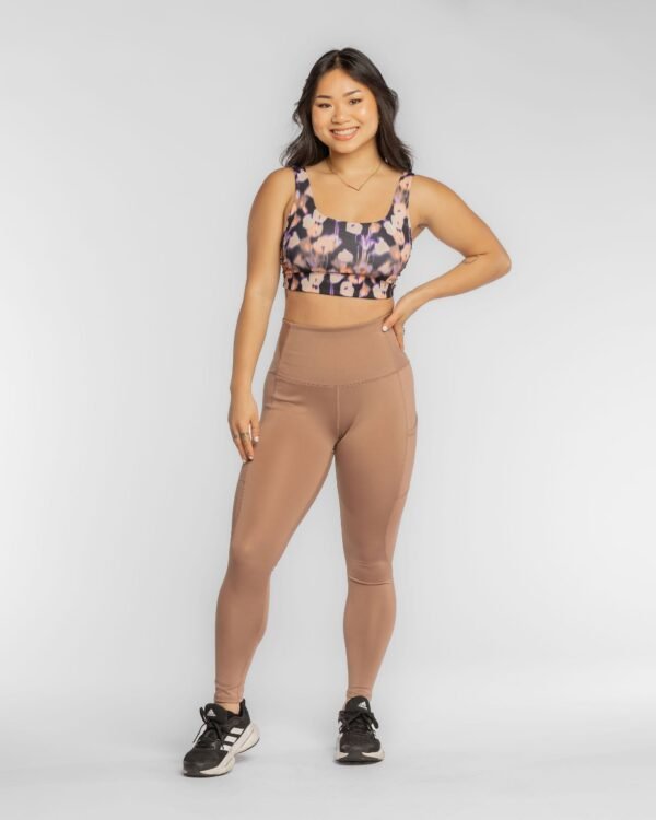 Fabfeat High-Waist Leggings with Pockets – Sleek & Functional