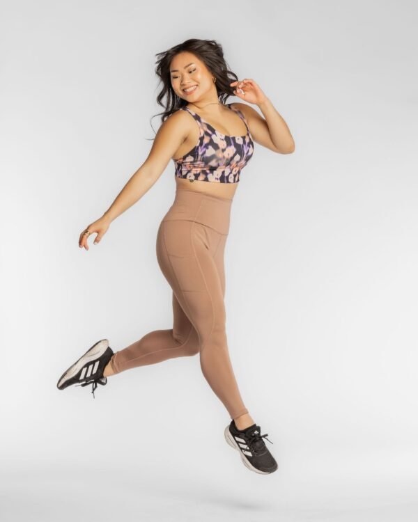 Fabfeat High-Waist Leggings with Pockets – Sleek & Functional